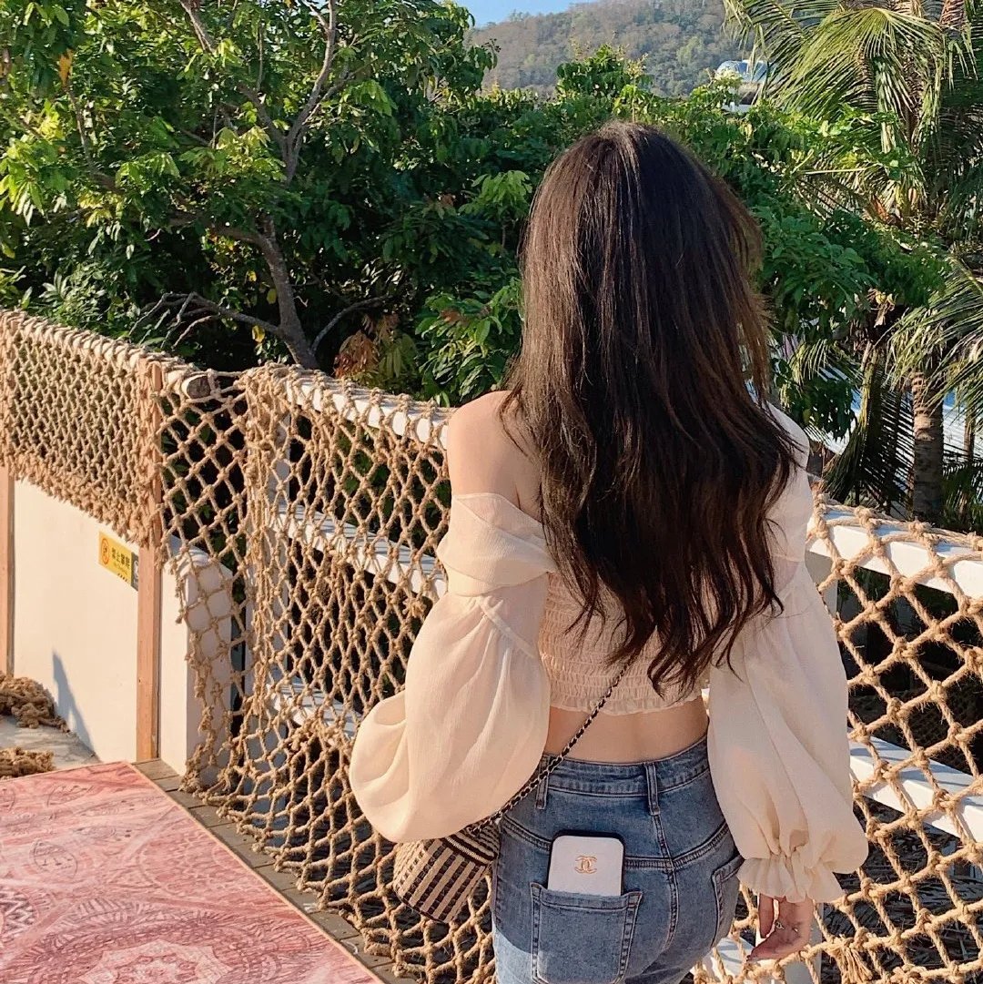 闪婚甜妻每天都在线打脸